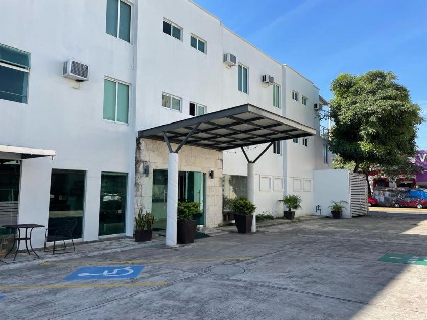 Hotel Santo Domingo Express Villahermosa Εξωτερικό φωτογραφία
